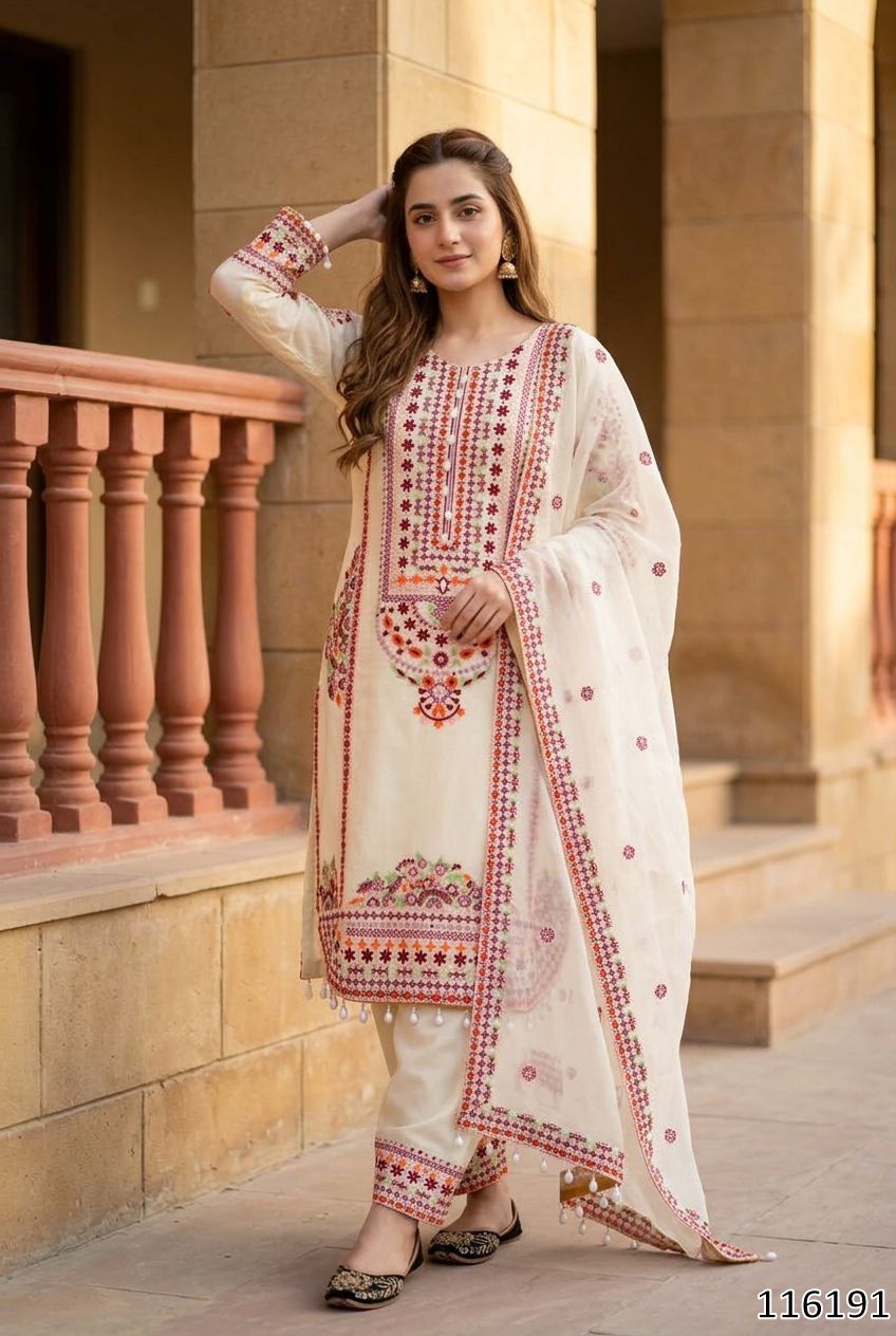  Ivory Off-White Georgette Straight Kurta Palazzo Suit Set with Heavy Kashmiri Style Thread Embroidery