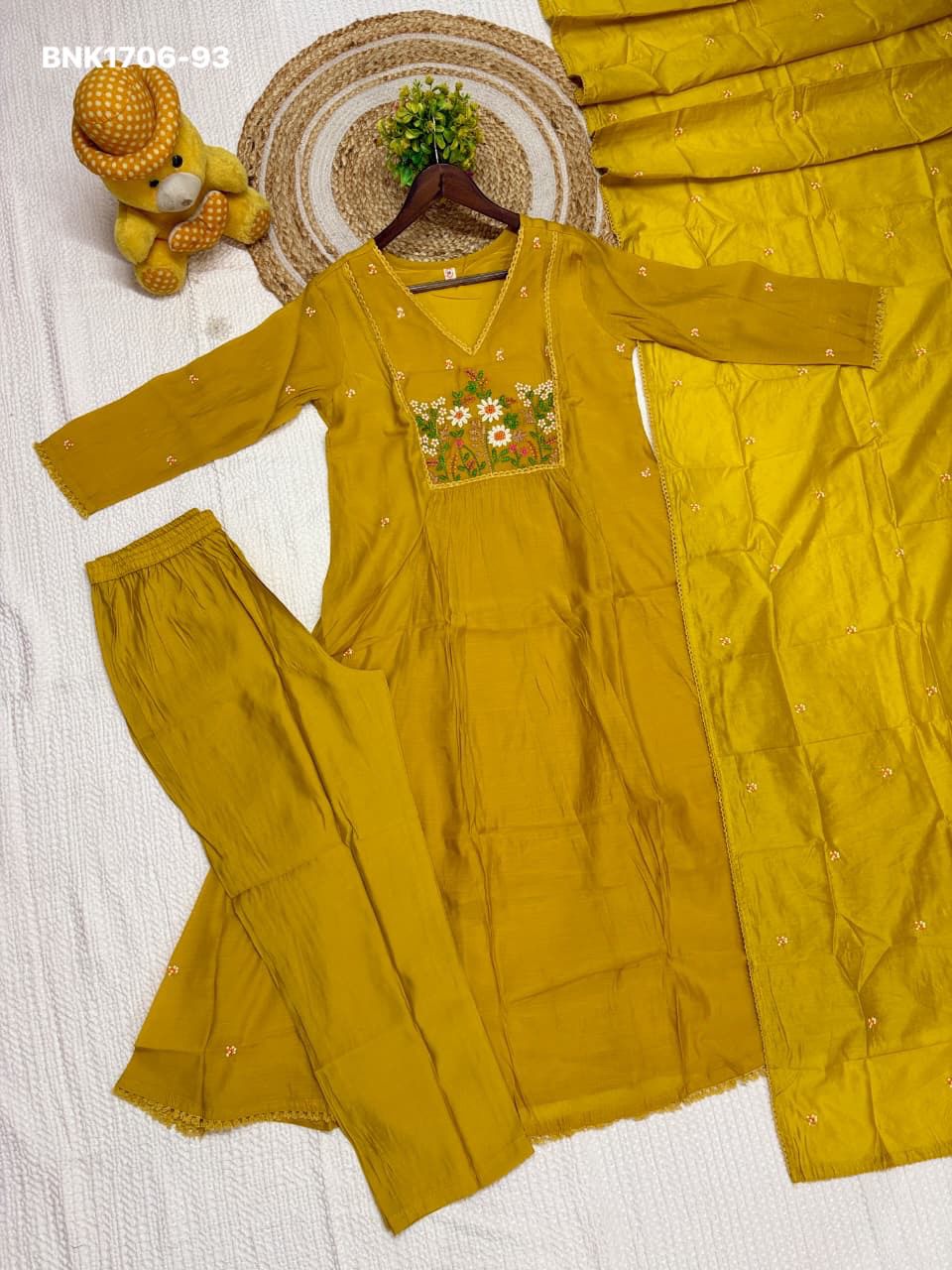 Mull-Chanderi Embroidered - BNK1706