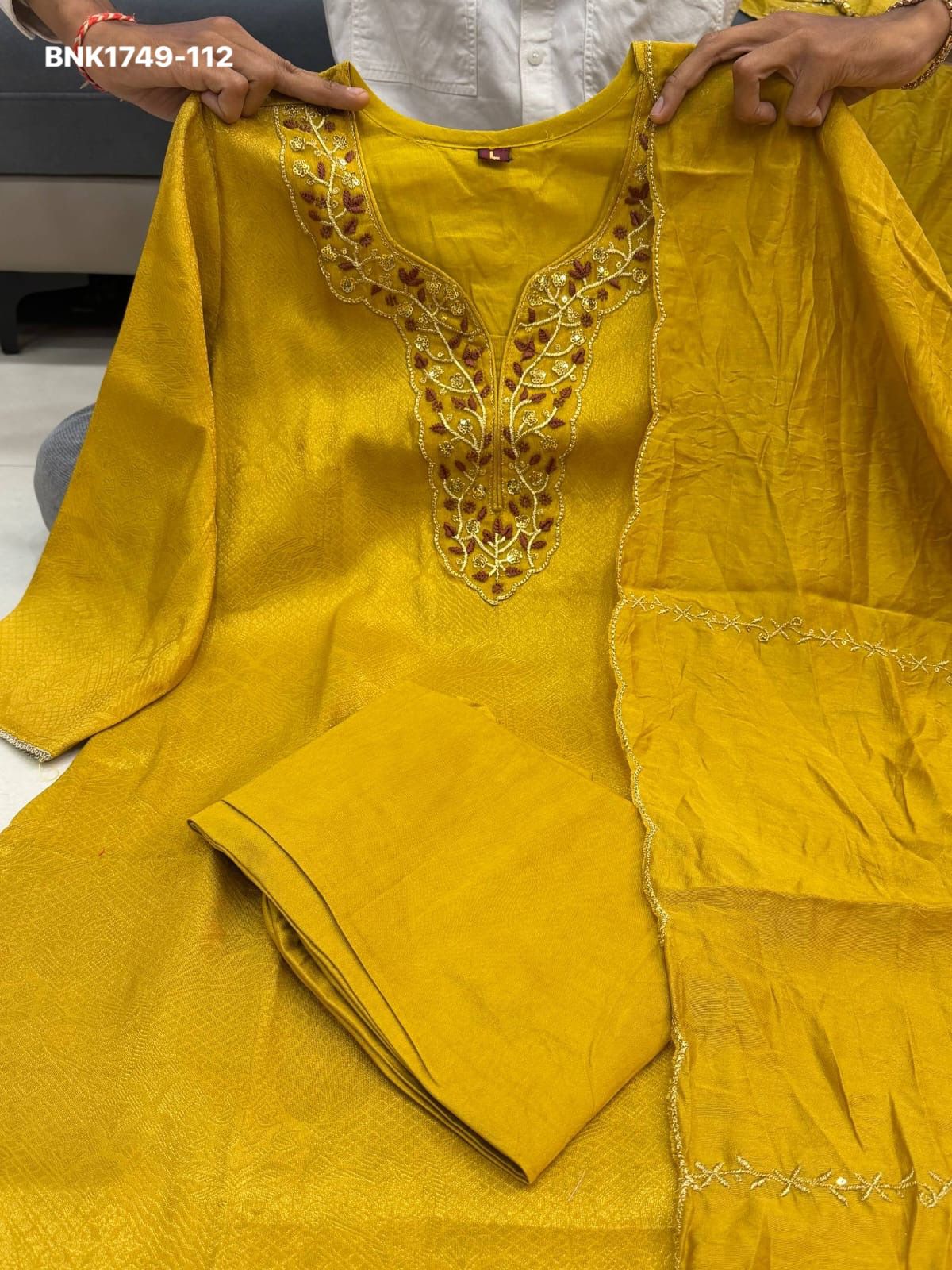 Pure Soft Kanjivaram Glass Tissue - BNK1749